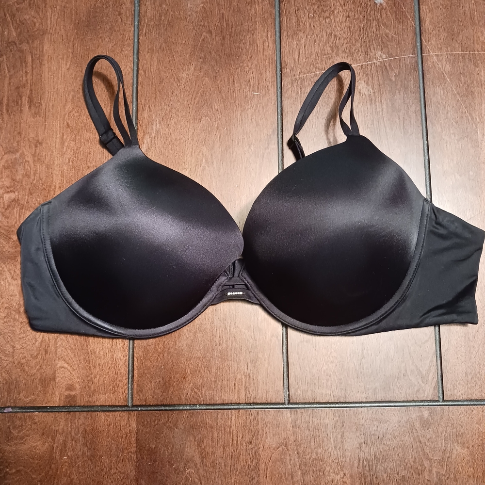 Victoria's Secret Very Sexy Push Up Bra